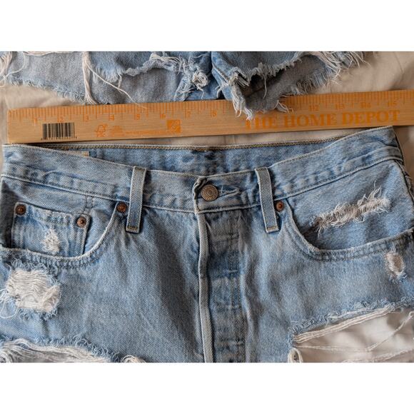 SET OF 2: Levi’s Premium 501 Original Distressed Cutoff Shorts - Light Wash W29 - Picture 3 of 11
